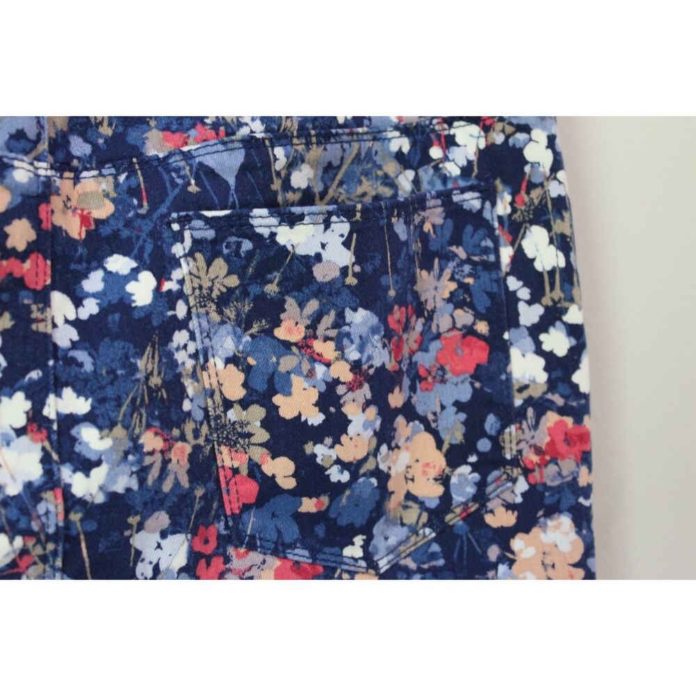 NWT Chico's Petal Print Pull On Jeggings Blue Floral Pants Size 1R 8 H13263 - Picture 7 of 16